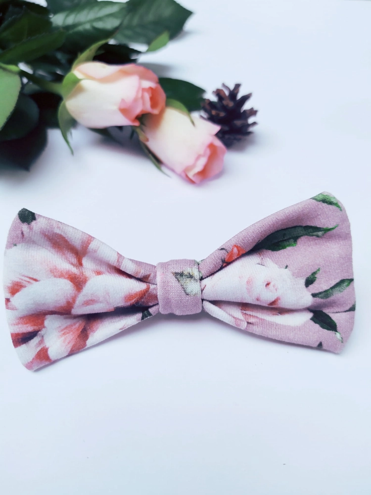 Dziewczęca spineczka kwiaty w stylu boho